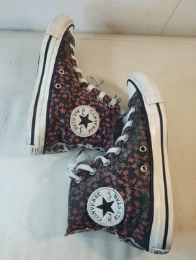Converse "Twisted Summer" Chuck Taylor High Top Floral Sneakers Women's 7